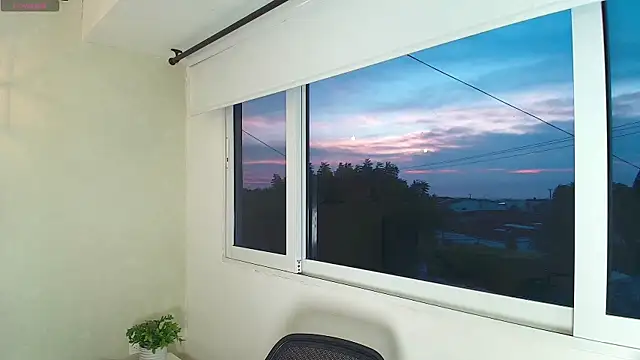  Victoria Collins online show from 20, 11, 2025