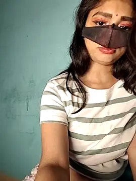 Riya 35 sexy online show from 12, 6, 2026