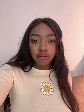 alissradiante1 online show from 28, 11, 2025