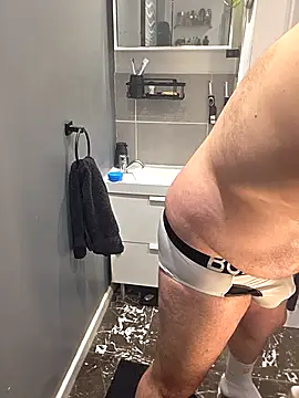 CloudyMuscleBeefy online show from 10, 3, 2026