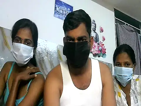 Snapshot of Tamil_india_couples_ chatting on 18, 2, 2026 Tamil india couples online show from 18, 2, 2026