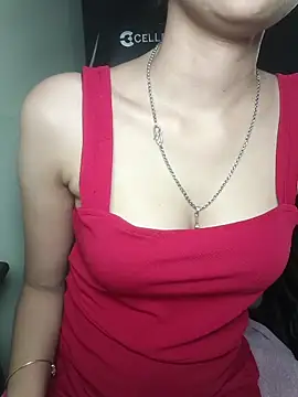 Isha Sax online show from 10, 11, 2025