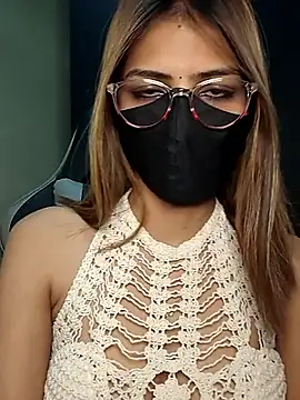 Isha Sax online show from 4, 3, 2026