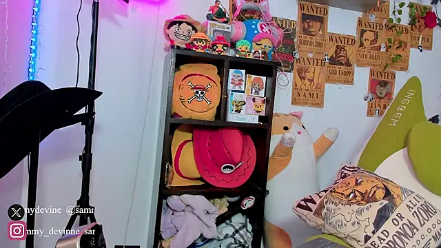 Snapshot of sammy_devinne chatting on 22, 11, 2025 sammy devinne online show from 22, 11, 2025