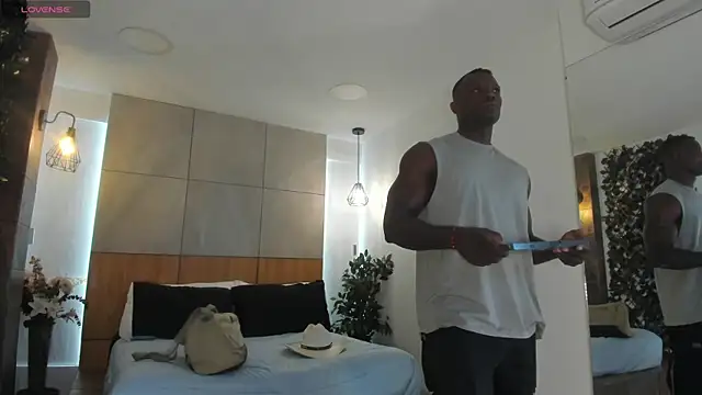 Snapshot of MarcusBlack_ chatting on 25, 4, 2026 MarcusBlack online show from 25, 4, 2026