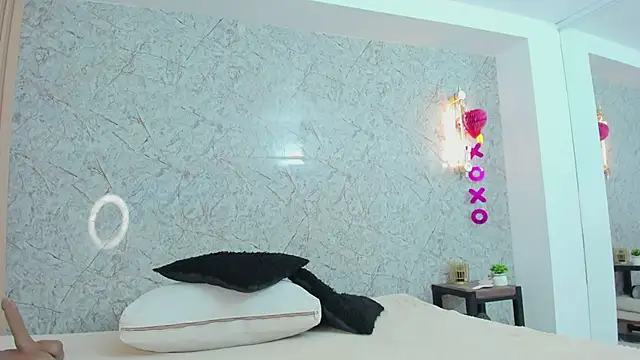 Antonella west online show from 11, 3, 2026