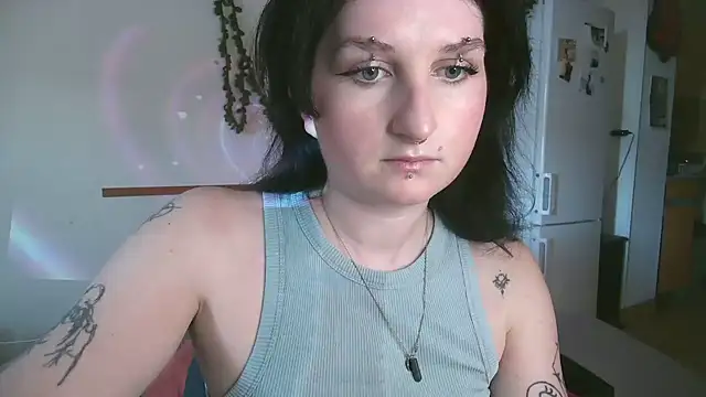 Violett3333 online show from 15, 10, 2025