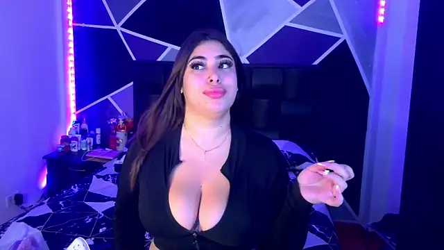 jazminslut online show from 14, 2, 2026