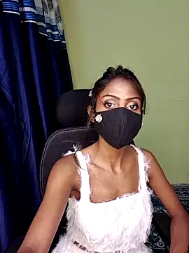 Snapshot of Riya_R24 chatting on 4, 6, 2026 Riya R24 online show from 4, 6, 2026