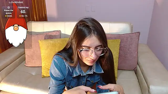 alesiamoore online show from 17, 12, 2025