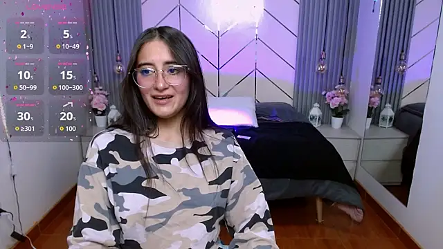 alesiamoore online show from 24, 3, 2026