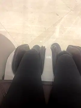 xiaoyuan01 online show from 22, 12, 2025