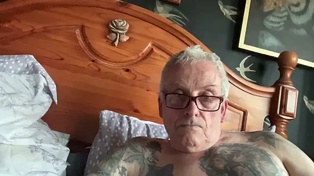 Snapshot of poggles chatting on 21, 5, 2026 poggles online show from 21, 5, 2026