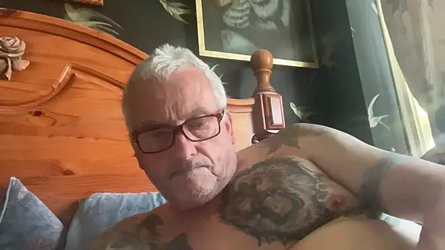 Snapshot of poggles chatting on 12, 7, 2026 poggles online show from 12, 7, 2026