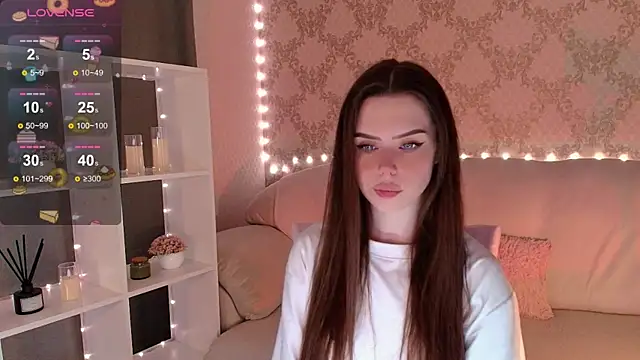 Snapshot of HolyMiax chatting on 2, 7, 2026 HolyMiax online show from 2, 7, 2026