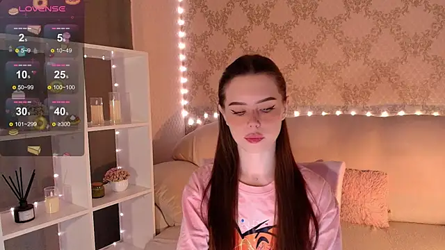 Snapshot of HolyMiax chatting on 11, 7, 2026 HolyMiax online show from 11, 7, 2026