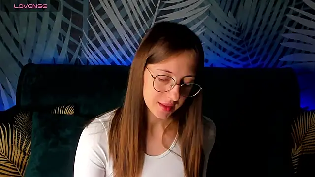 ChristyCrayme online show from 22, 11, 2025