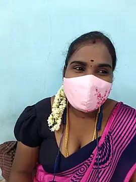 Snapshot of Tamil_riyalini12 chatting on 19, 4, 2026 Tamil riyalini12 online show from 19, 4, 2026