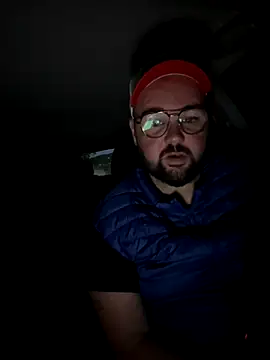 chubby575468LUX online show from 13, 9, 2025
