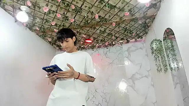 Bastian boyshot77 online show from 3, 7, 2026