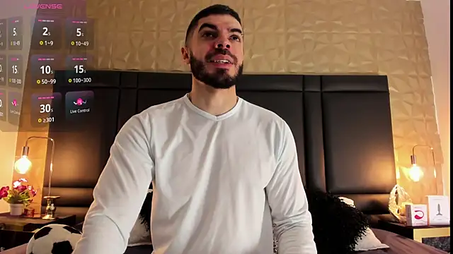 Snapshot of AxelThompson_ chatting on 11, 10, 2025 AxelThompson online show from 11, 10, 2025