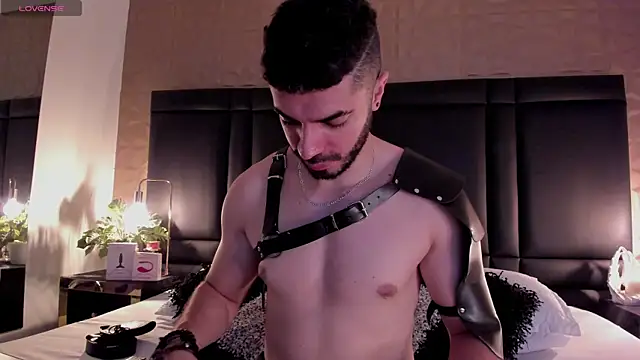 Snapshot of AxelThompson_ chatting on 1, 11, 2025 AxelThompson online show from 1, 11, 2025