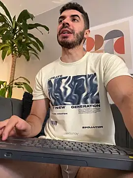 Snapshot of AxelThompson_ chatting on 29, 11, 2025 AxelThompson online show from 29, 11, 2025