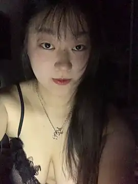 Snapshot of xialuo25 chatting on 27, 4, 2026 xialuo25 online show from 27, 4, 2026