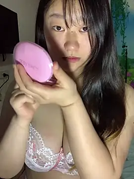 Snapshot of xialuo25 chatting on 5, 5, 2026 xialuo25 online show from 5, 5, 2026