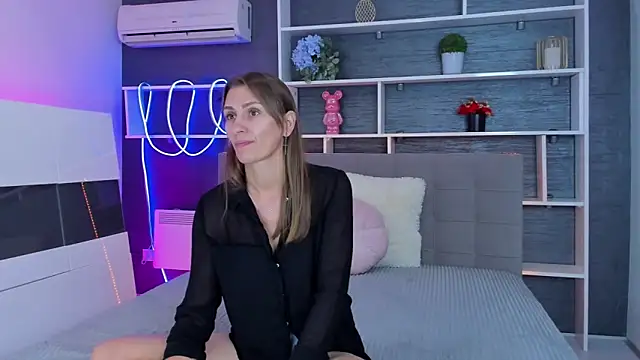 ChristyBrook online show from 6, 10, 2025