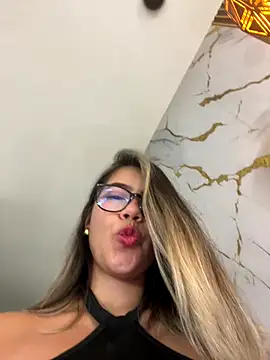 sara calderon online show from 9, 9, 2025