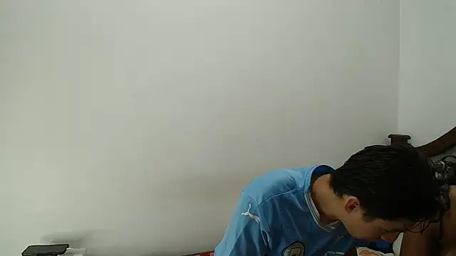 Aria Arthur online show from 6, 11, 2025