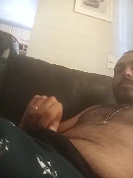 jfgustavo001 online show from 20, 4, 2026