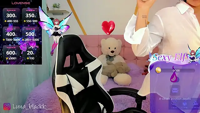 Snapshot of Luna_blackk chatting on 18, 4, 2026 Luna blackk online show from 18, 4, 2026