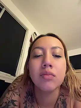 Snapshot of Becca_Johnson_u chatting on 28, 7, 2026 Becca Johnson u online show from 28, 7, 2026