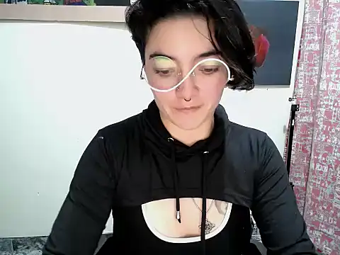 Snapshot of Came-II chatting on 24, 6, 2026 Came-II online show from 24, 6, 2026