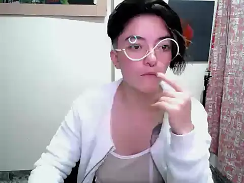 Snapshot of Came-II chatting on 25, 6, 2026 Came-II online show from 25, 6, 2026