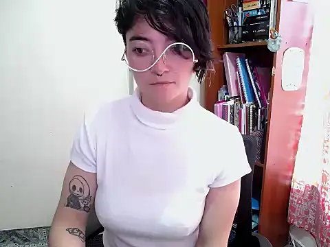 Snapshot of Came-II chatting on 10, 7, 2026 Came-II online show from 10, 7, 2026
