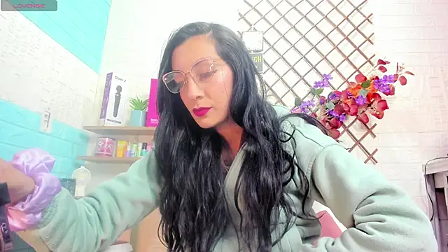Snapshot of SALOME_KORLAND chatting on 23, 6, 2026 SALOME KORLAND online show from 23, 6, 2026