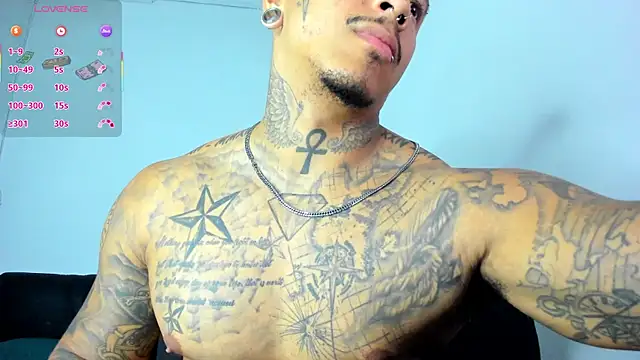 Snapshot of David_tatto1 chatting on 26, 6, 2026 David tatto1 online show from 26, 6, 2026