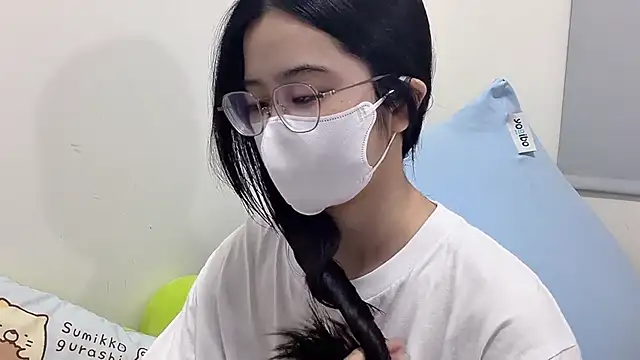 LHeart online show from 11, 4, 2026