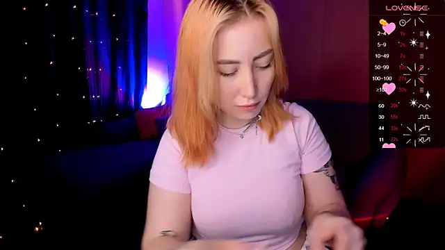 Snapshot of deboramoore chatting on 11, 6, 2026 deboramoore online show from 11, 6, 2026
