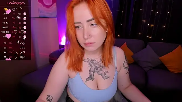 Snapshot of deboramoore chatting on 24, 7, 2026 deboramoore online show from 24, 7, 2026