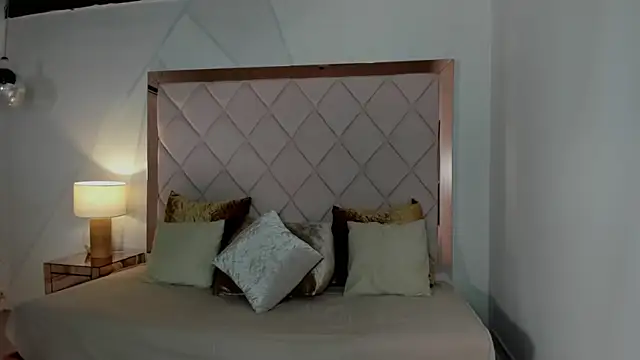 anabelle clark online show from 17, 4, 2026