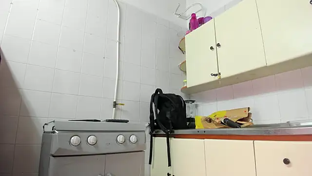 GreciaFox1 online show from 2, 12, 2025