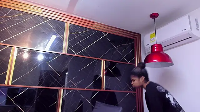 HannyThompson online show from 11, 10, 2025