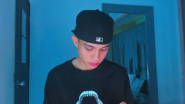 Sebax Young online show from 9, 1, 2026