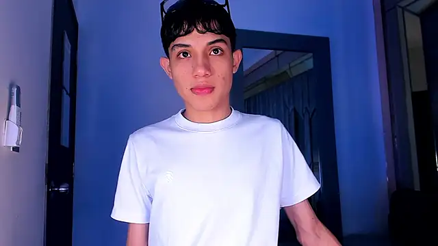 Sebax Young online show from 16, 2, 2026