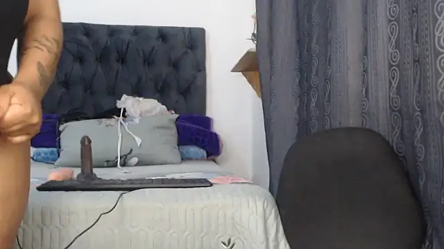 Busty-Caramel online show from 16, 9, 2025