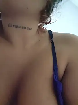 Yessica Lopezz online show from 14, 11, 2025